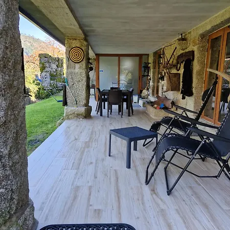 Quinta Da Casa Dos Santos - Inside *