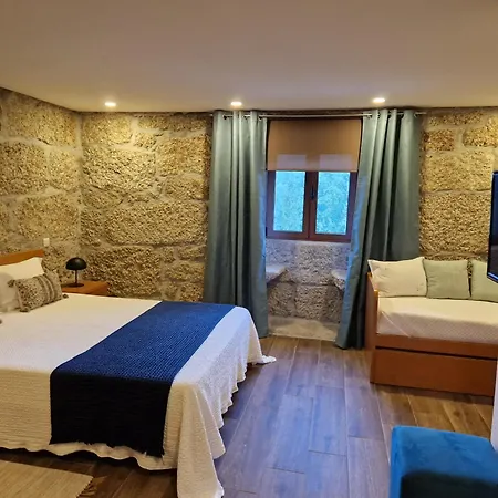 Quinta Da Casa Dos Santos - Inside * Gerês