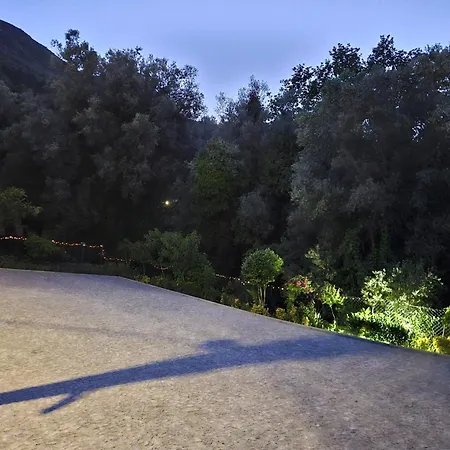 Quinta Da Casa Dos Santos - Inside *