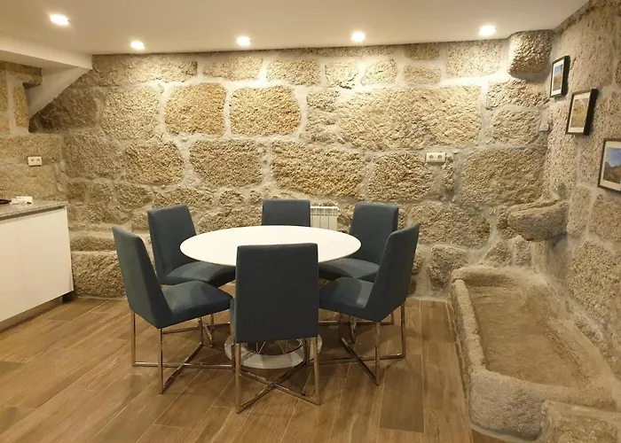 Quinta Da Casa Dos Santos - Inside *