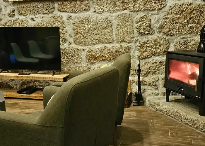 Quinta Da Casa Dos Santos - Inside Gerês